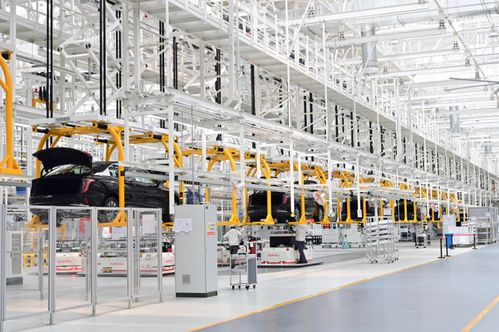 以智能綠色塑造燈塔工廠新典范